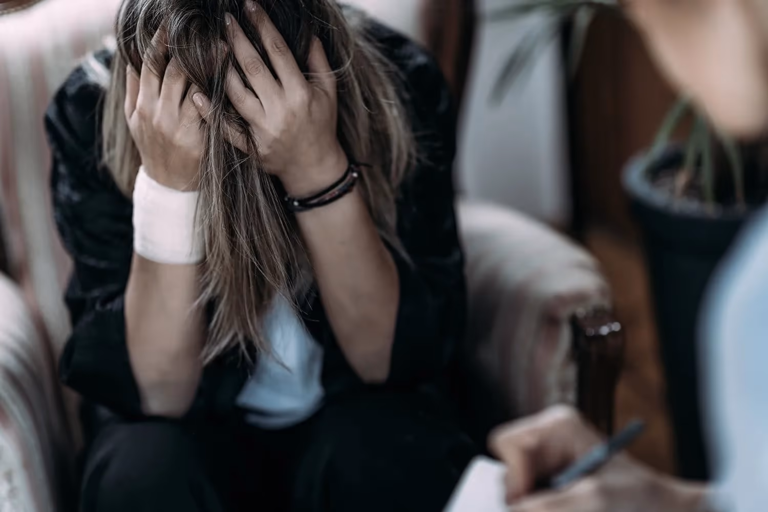 Sanar el TEPT con hipnoterapia, Revibe Therapy